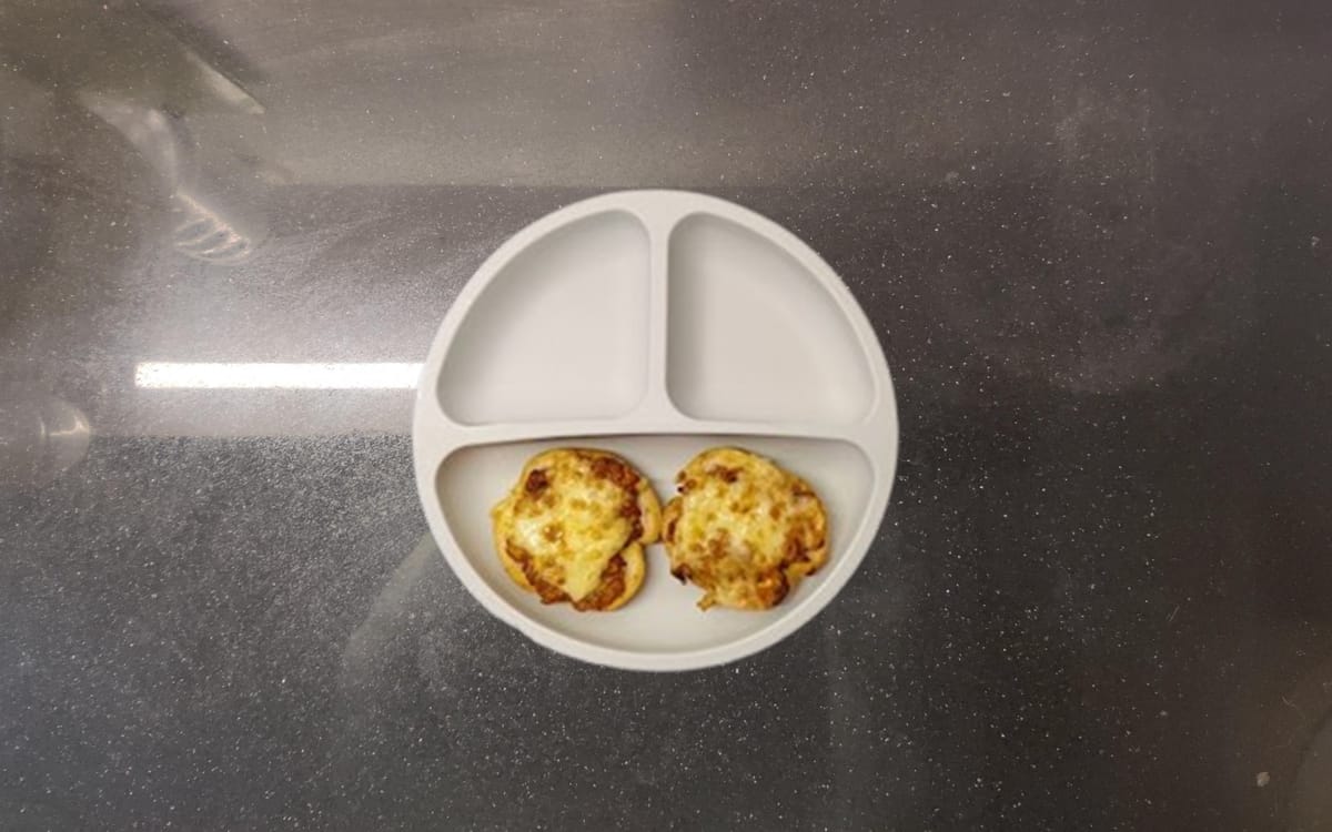 Homemade Mini Pizzas (For Babies & Toddlers!)